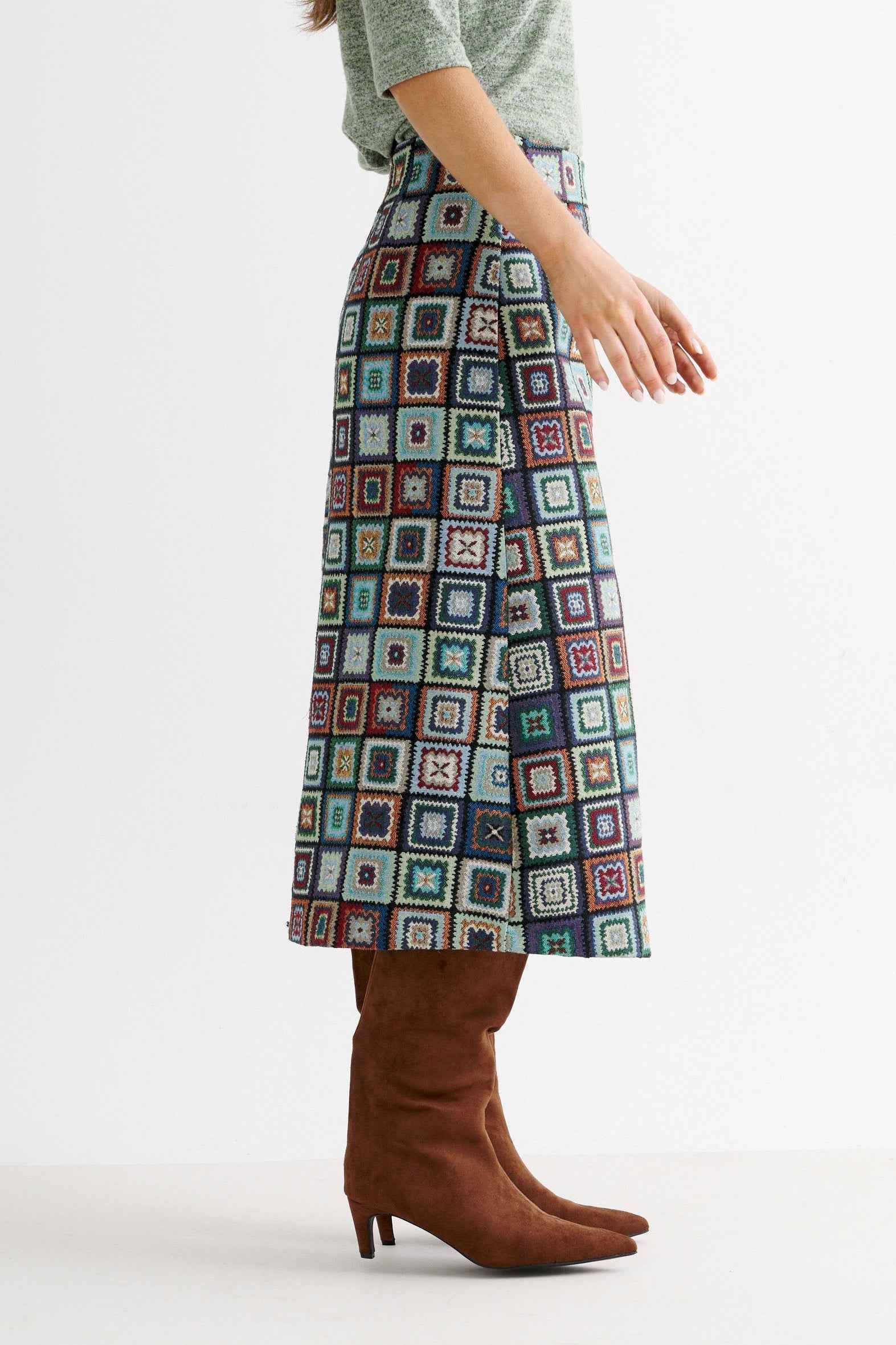 Buffy 70's Patch Jacquard Midi Skirt