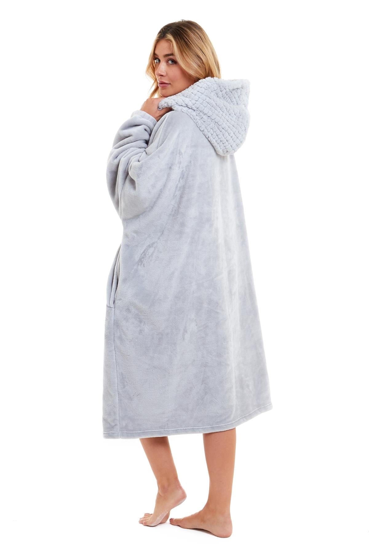 OLIVIA ROCCO Oversized Plush Hooded Poncho Blanket With Ultra-Soft Fur Hood Super Soft Sofa and Bed Use