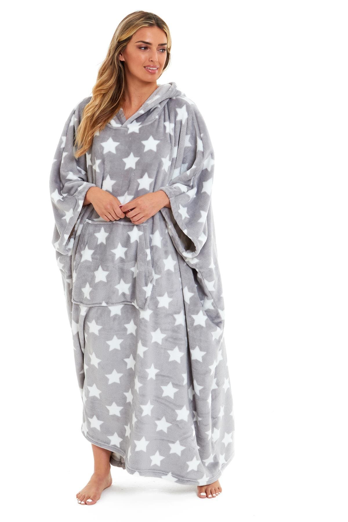 OLIVIA ROCCO Oversized Hooded Fleece Poncho Blanket Stars Polka Dots Easy Care for Cosy Home Layering