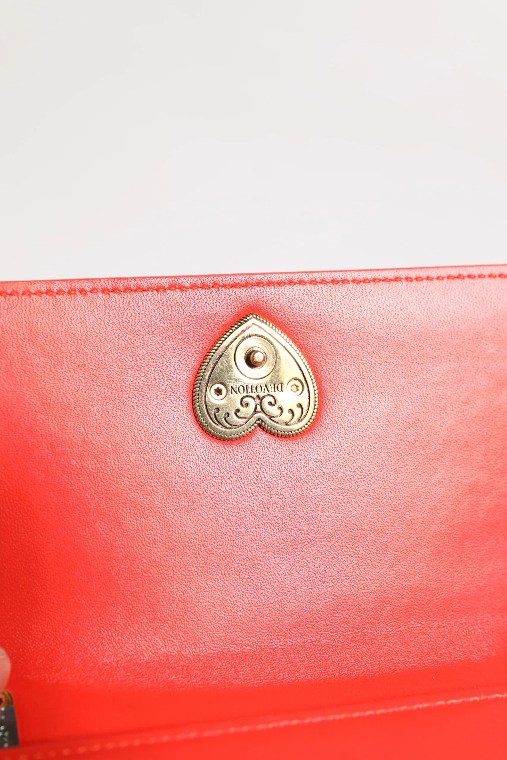 Dolce &amp; Gabbana Rote gesteppte Leder-Umhängetasche „Devotion“