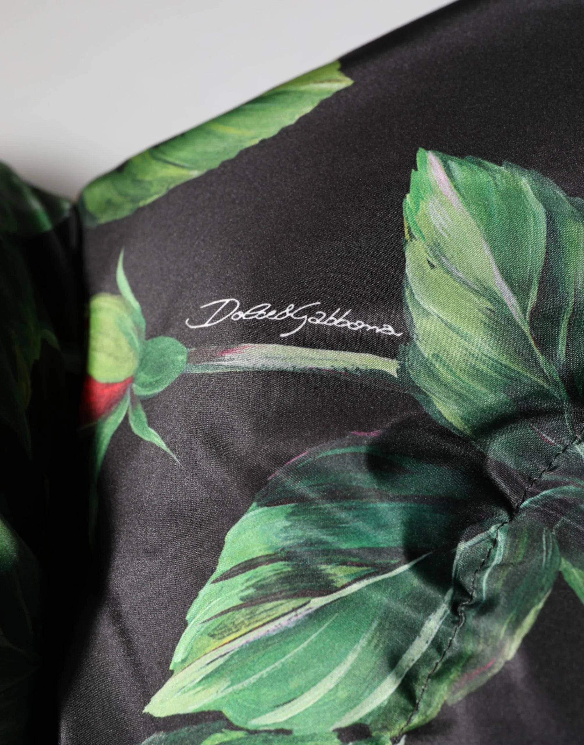 Dolce &amp; Gabbana Steppjacke mit mehrfarbigem Blumenmuster und durchgehendem Reißverschluss