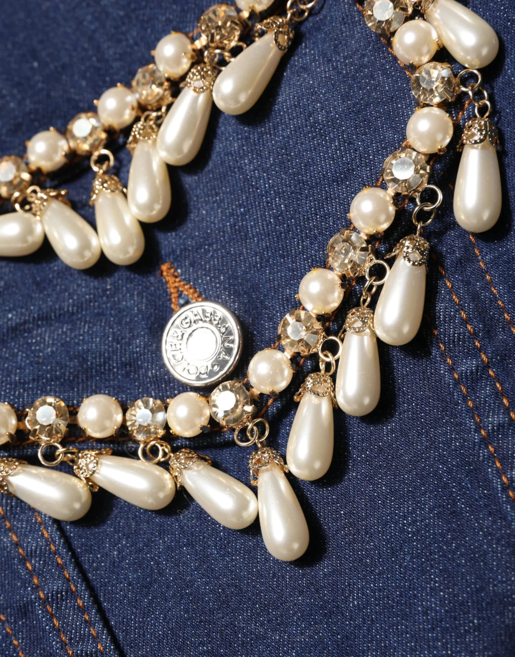 Dolce &amp; Gabbana Jacke aus blauem Baumwoll-Denim mit Kristallverzierungen