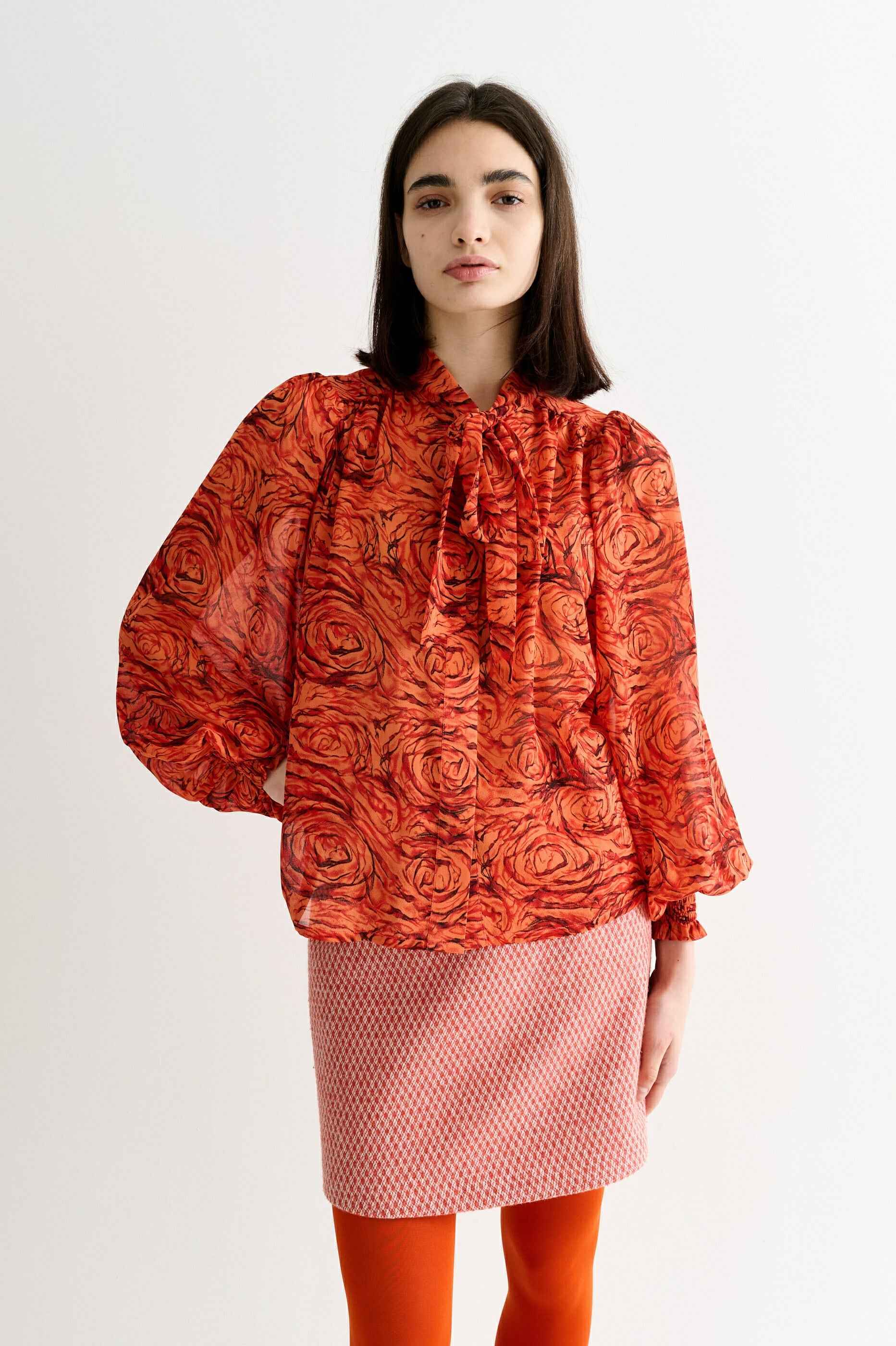 Boo Rosechild Tie Neck Blouse – Apricot