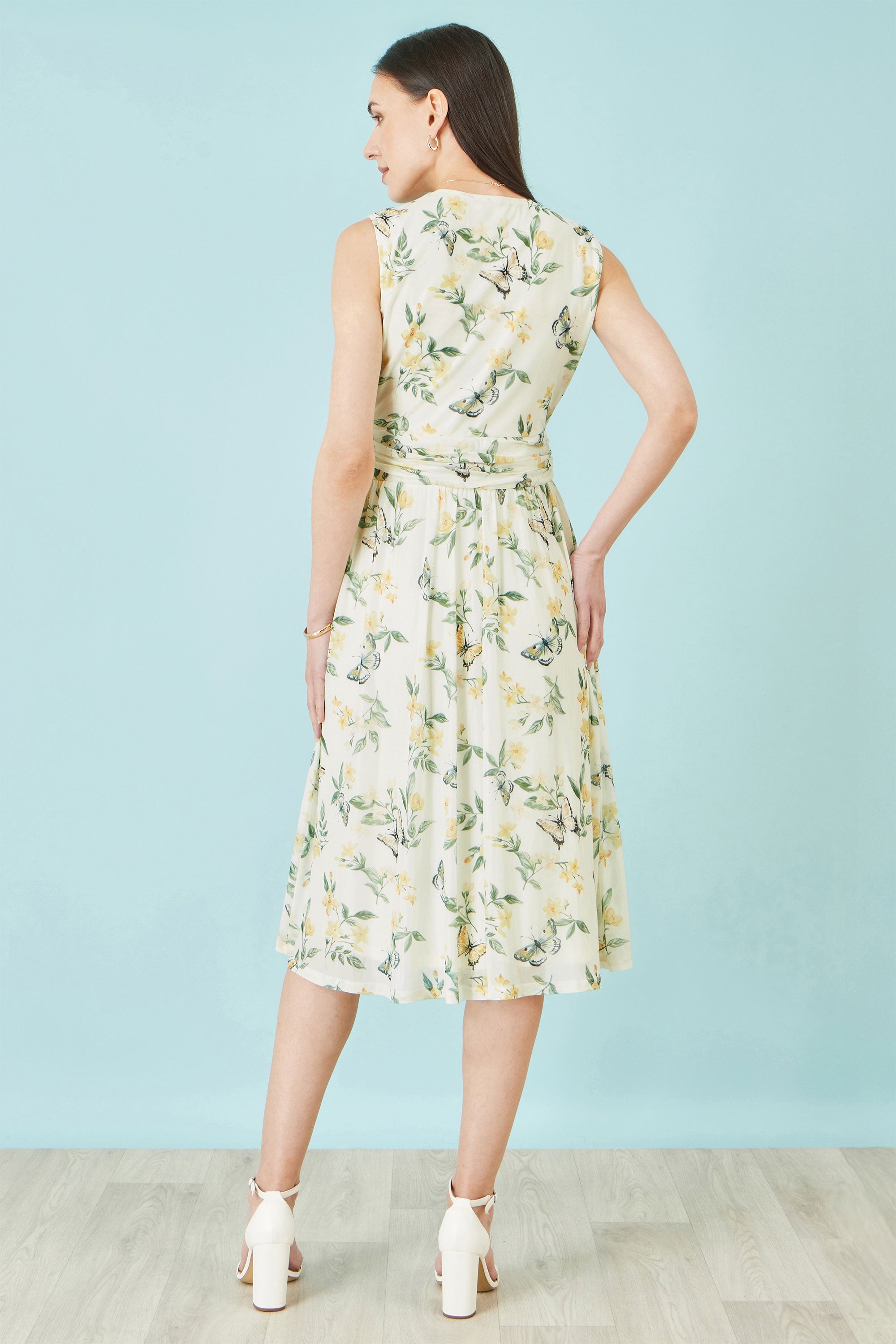 Yumi White Floral Print Mesh Stretch Midi Dress With Pockets