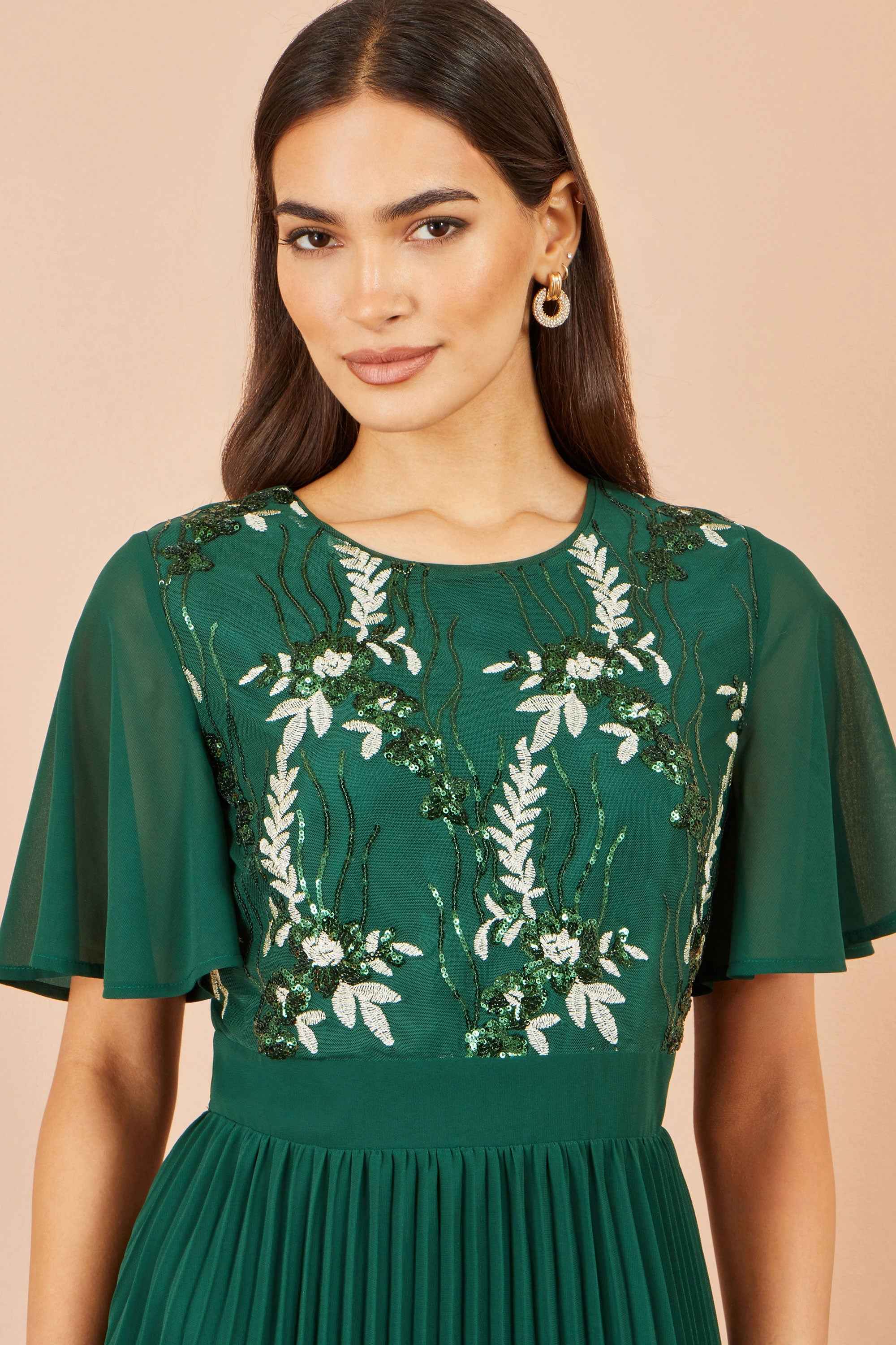 Yumi Green Sequin Embroidered Pleated Midi Dress