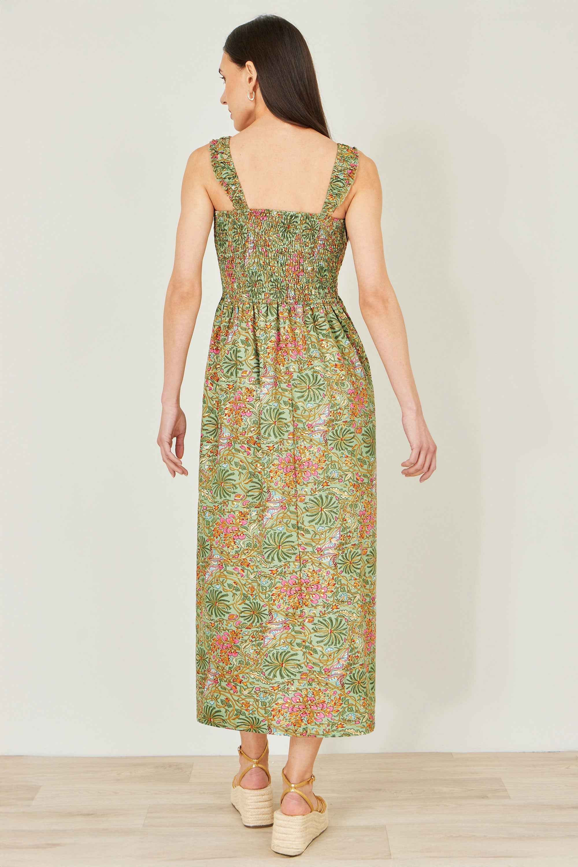 Yumi Green Foil Palm Print Ruched Maxi Dress With Border Detail