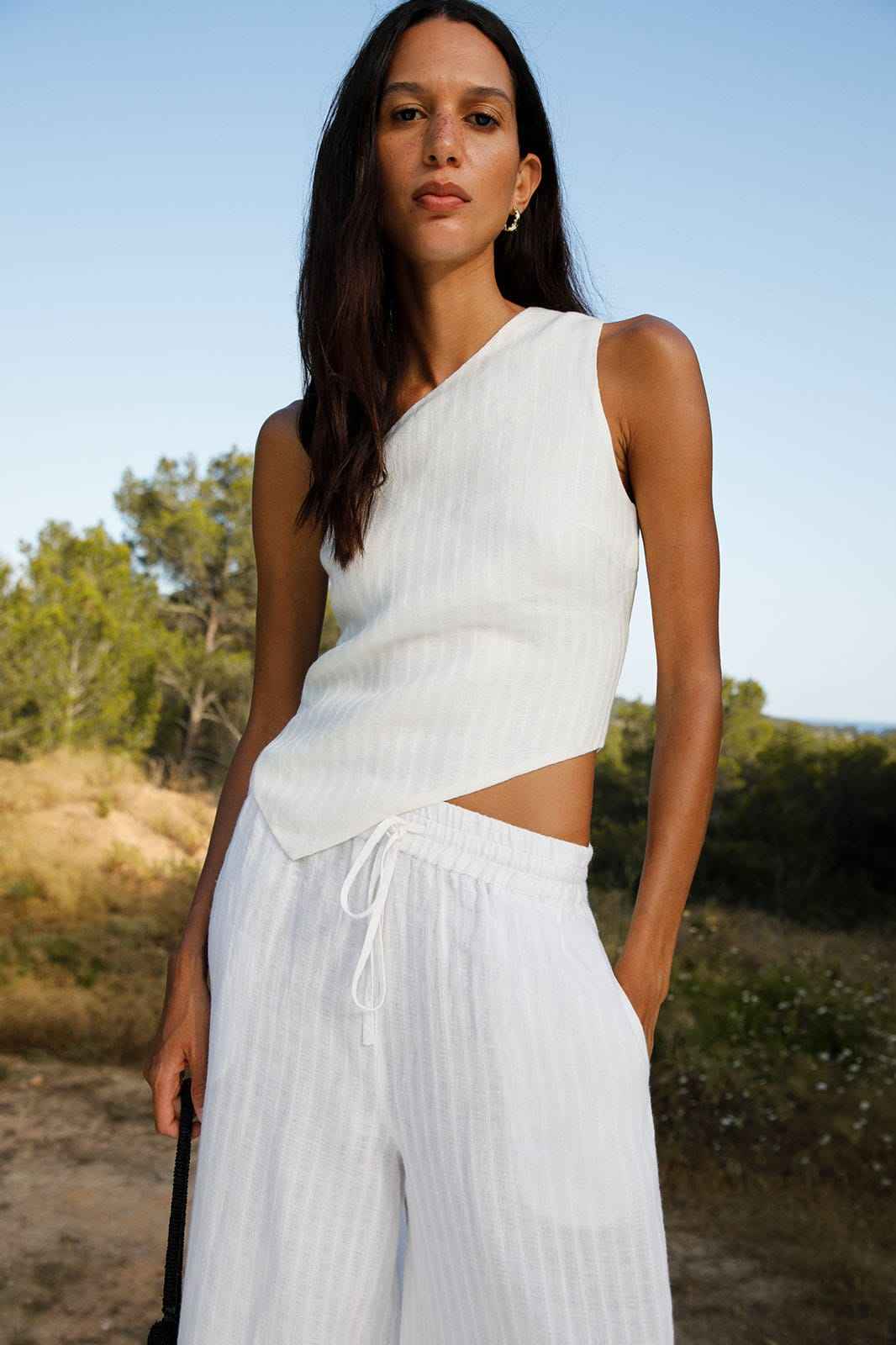 The Giulia Drawstring Trousers in off-white