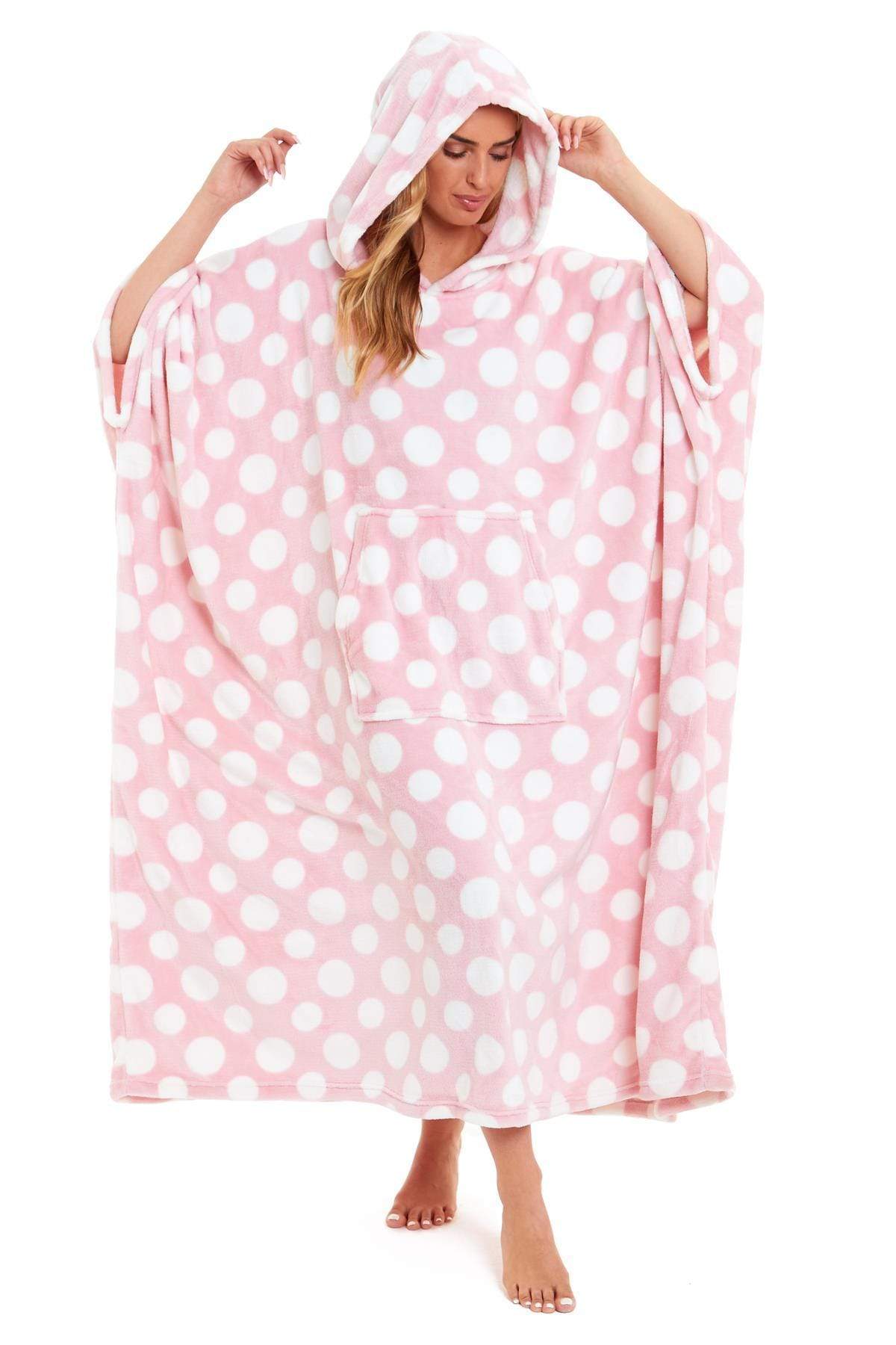 OLIVIA ROCCO Oversized Hooded Fleece Poncho Blanket Stars Polka Dots Easy Care for Cosy Home Layering