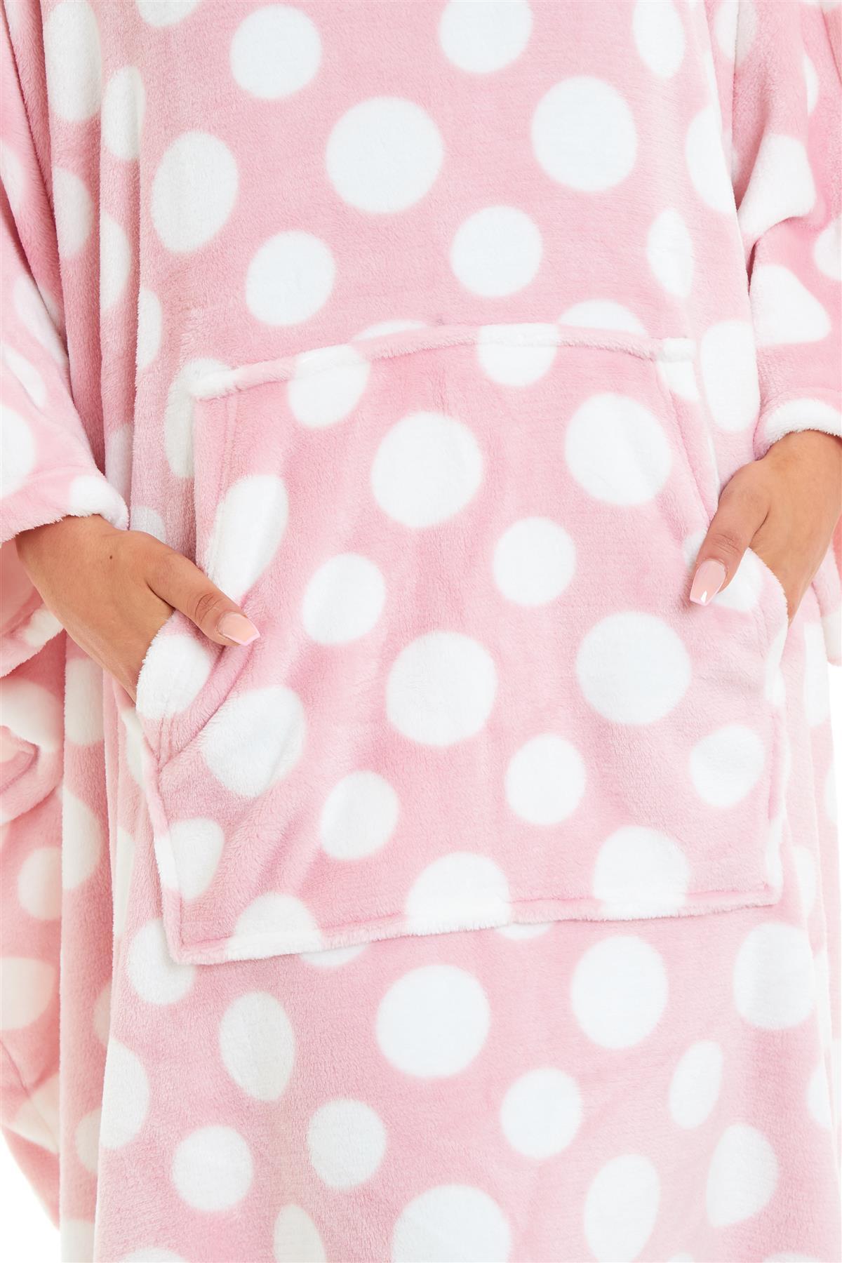 OLIVIA ROCCO Oversized Hooded Fleece Poncho Blanket Stars Polka Dots Easy Care for Cosy Home Layering